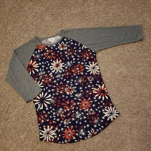 BRAND NEW LULAROE RANDY BASEBALL TEE SZ SMALL